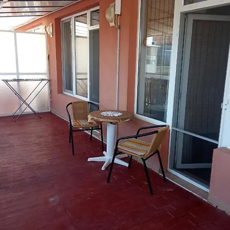 Elena Apartment *