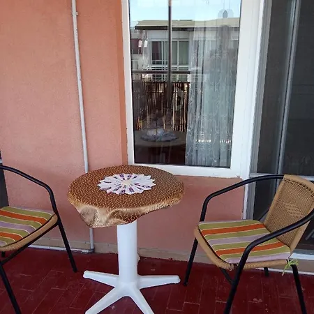 Elena Apartment