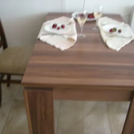 Apartment Elena *